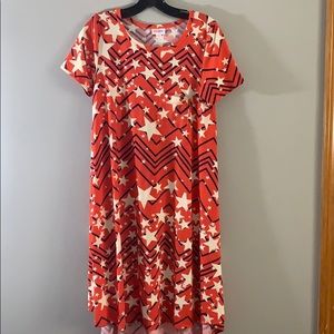 Xs LuLaRoe Carly. Red white and blue pattern